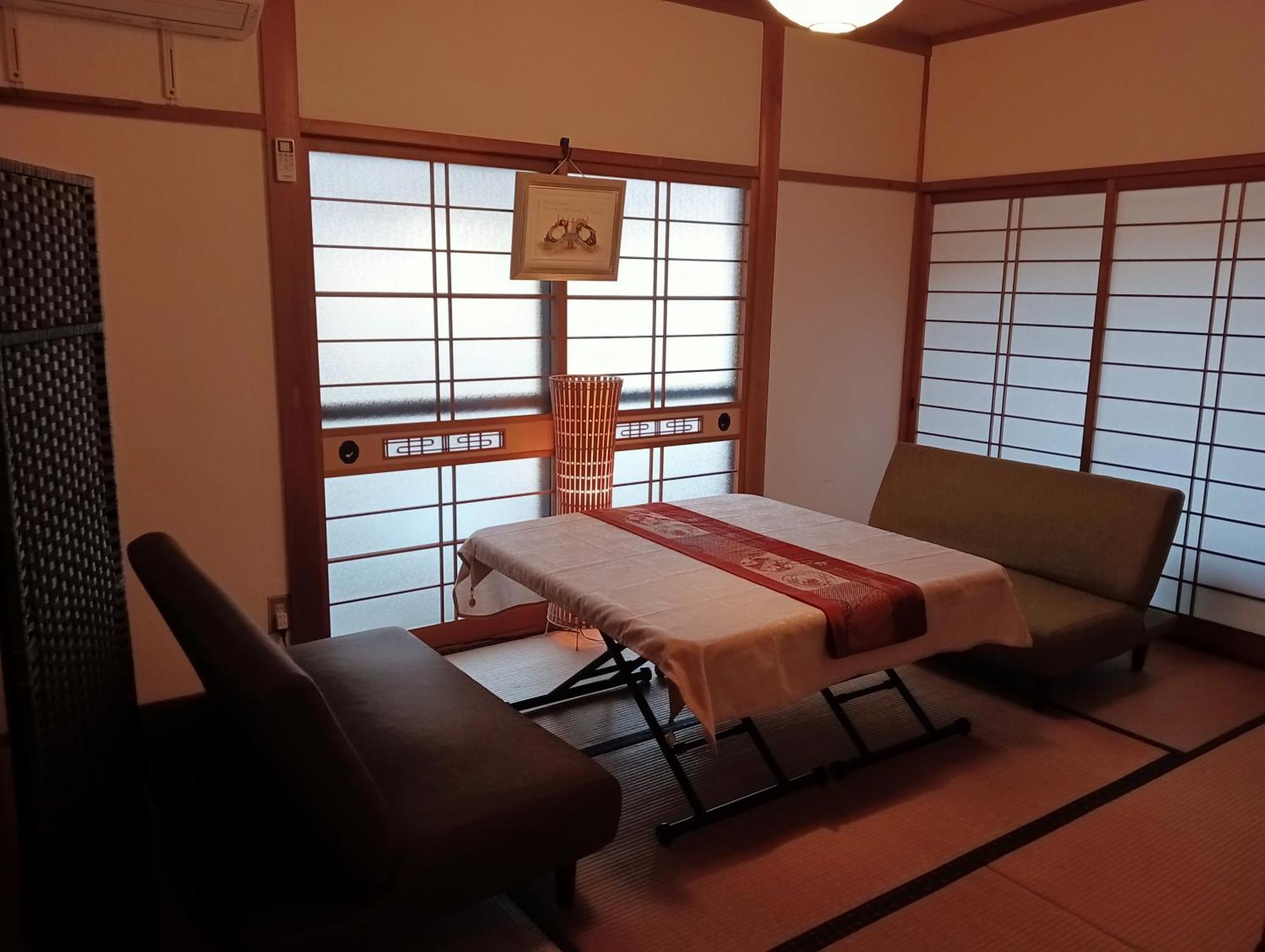 しまなみ海道お宿ぽんぽこ Imabari Railway Station Extérieur photo